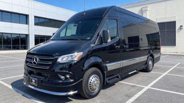 10 passenger sprinter van tyler