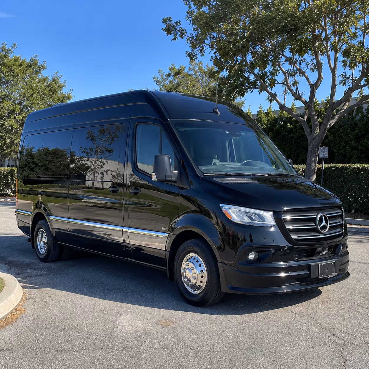 find the perfect transportation for your next airport transfer 5