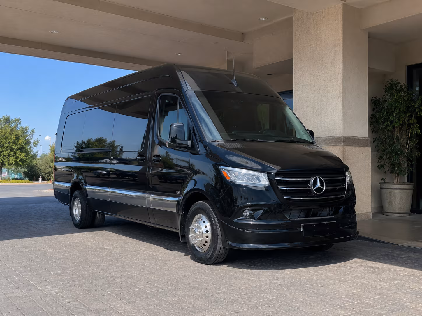 find the perfect transportation for your next wine tour 2
