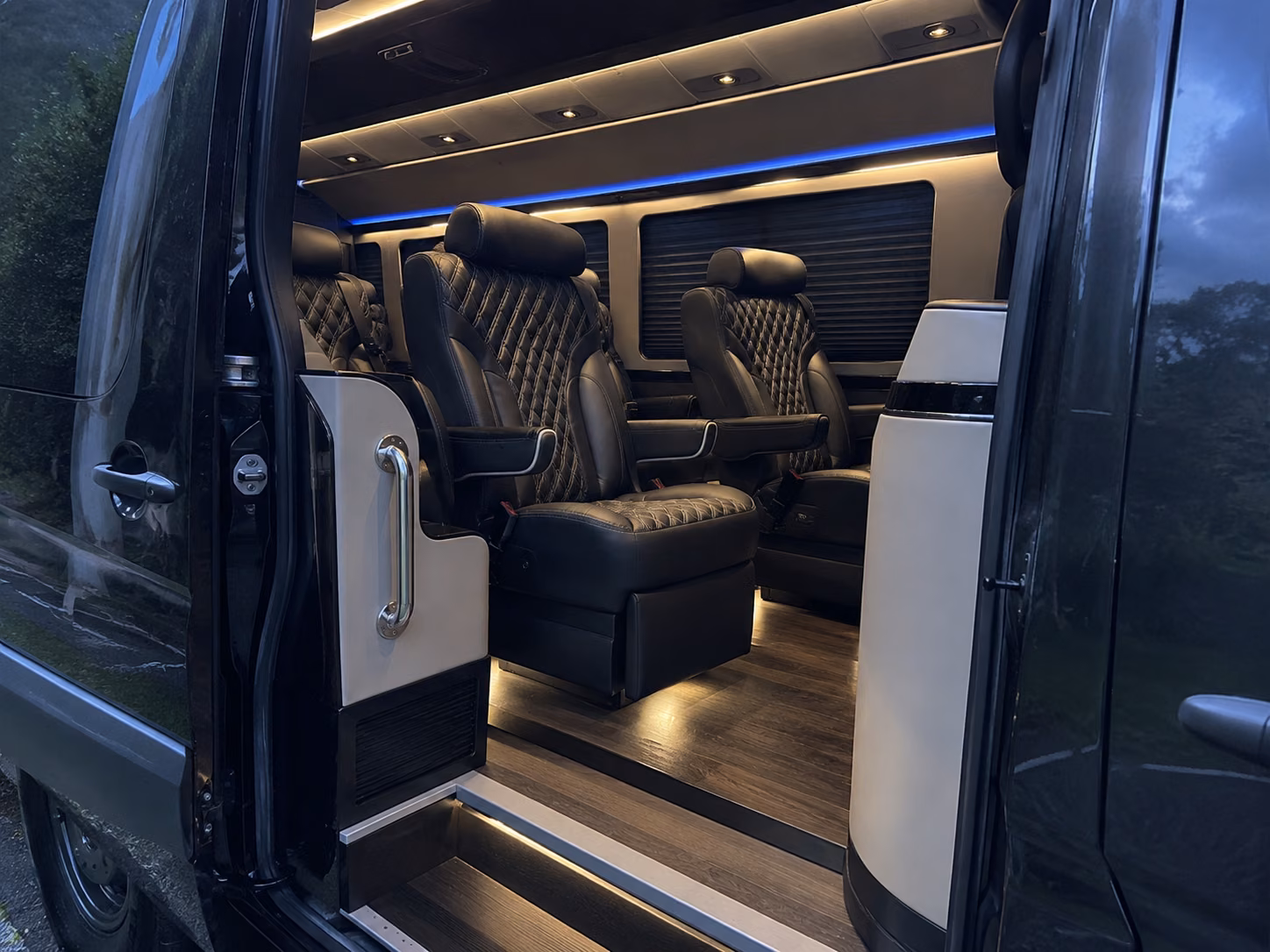 find the perfect transportation for your next wine tour 4