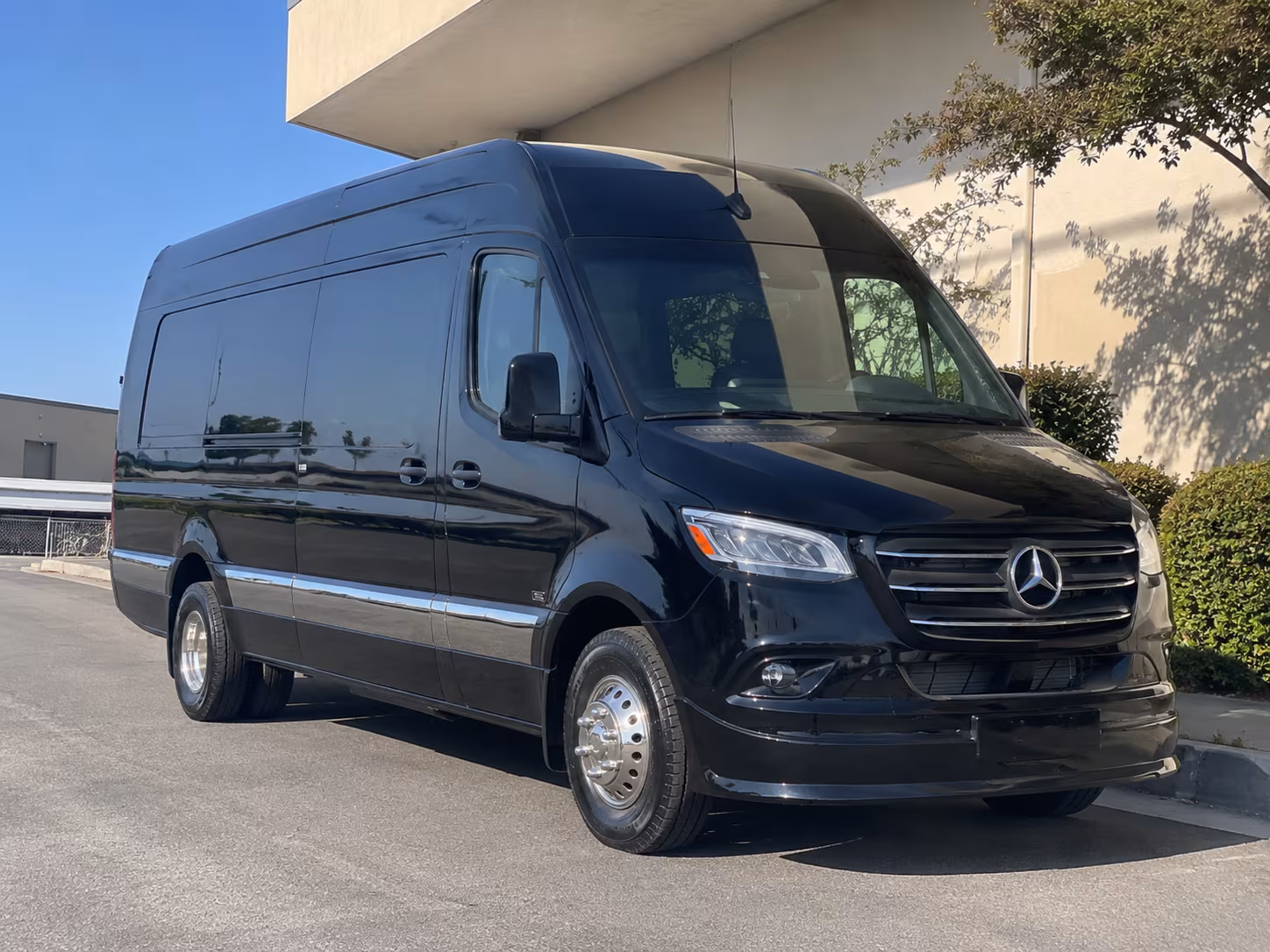 find the perfect transportation for your next wine tour 5